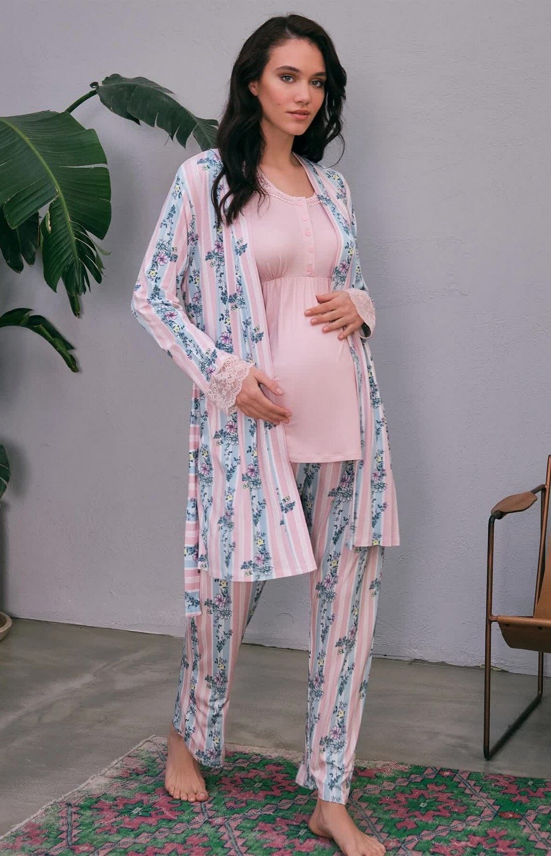 Floral Patterned Maternity Pajama Set with Robe