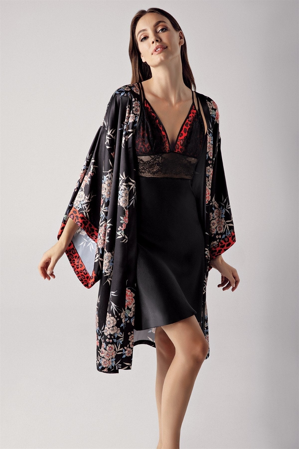 Perin Satin Nightgown Set 4 Pcs – 5000